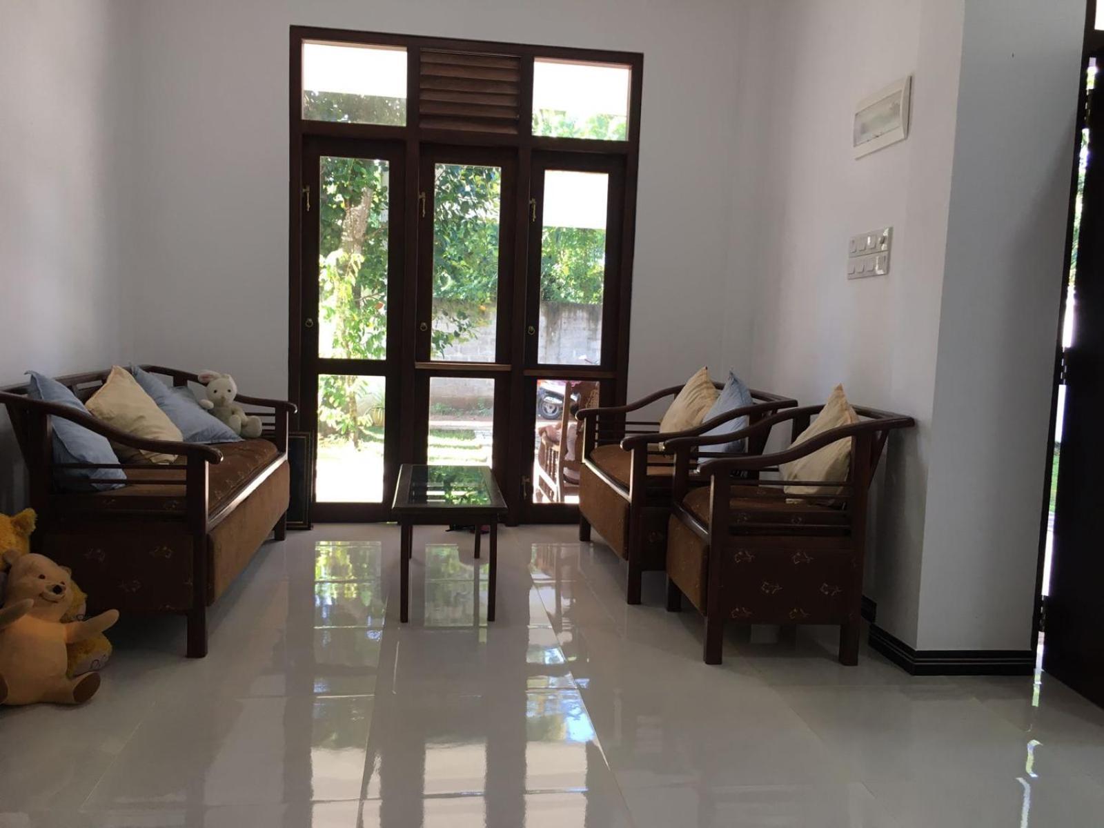 Bosadi Homestay Katunayake Exterior photo